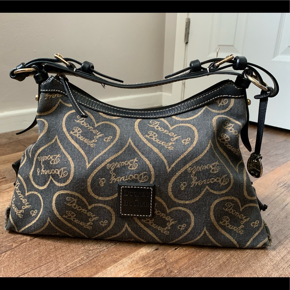 Dooney & Bourke Shoulder Bag